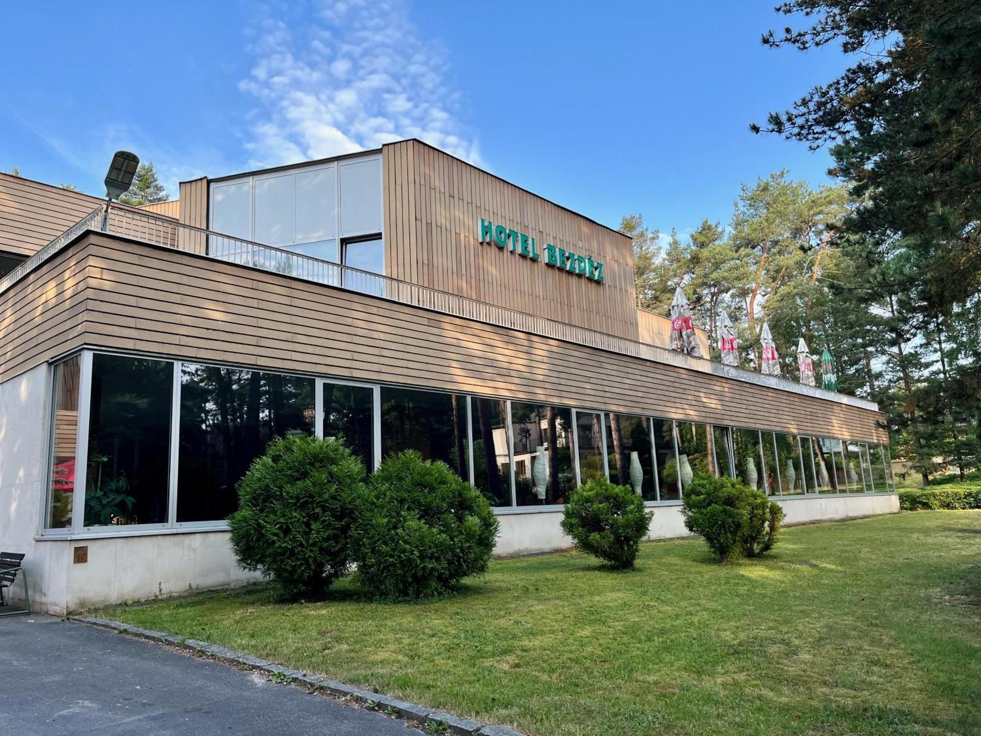Hotel Bezdez Staré Splavy Esterno foto