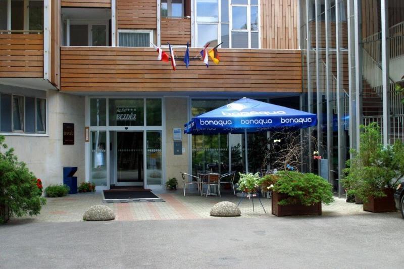 Hotel Bezdez Staré Splavy Esterno foto